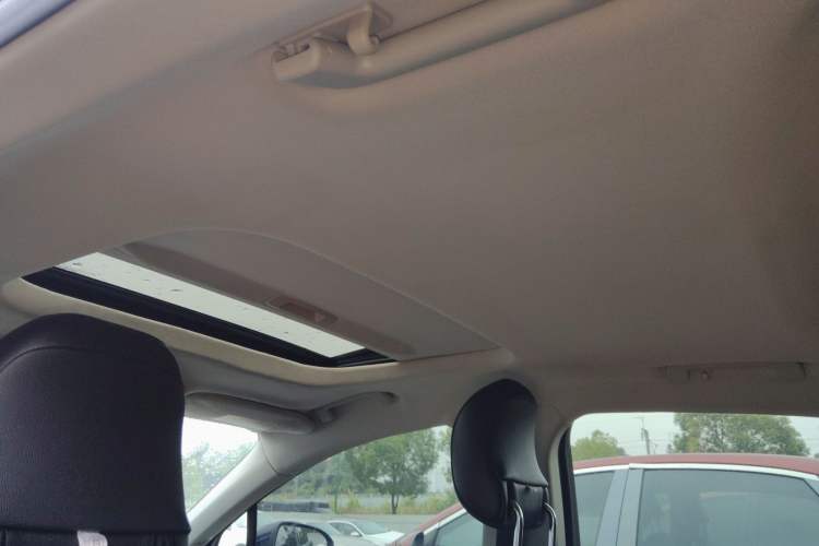 Used Ford Mondeo 2018 EcoBoost 180 Smart Control Fashion Model China V Standard Headliner