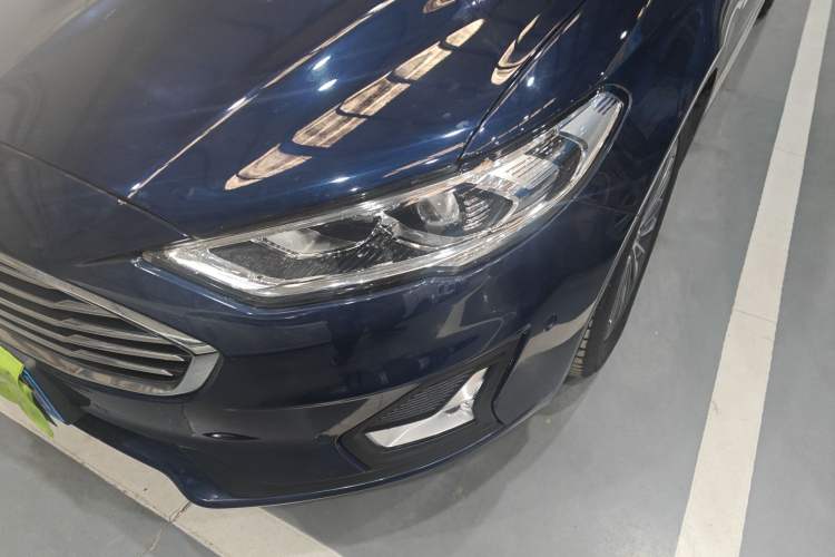 Used Ford Mondeo 2018 EcoBoost 180 SmartControl Luxury Model China VI Standard Left Front Headlight