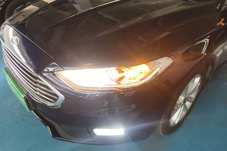 Used Ford Mondeo 2018 EcoBoost 180 Smart Control Fashion Model China V Standard Left Front Headlight