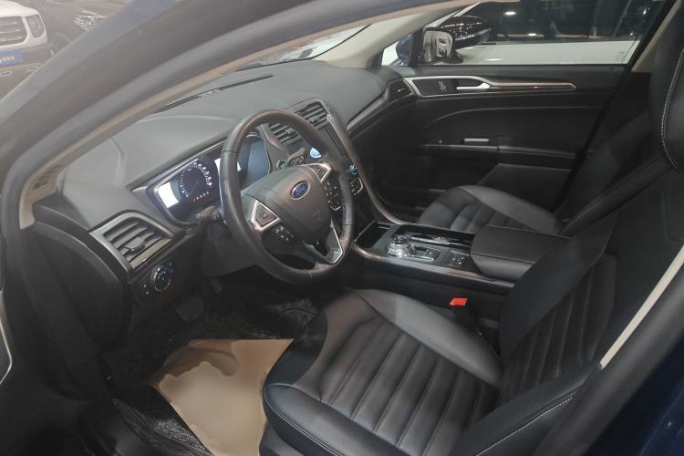 Used Ford Mondeo 2018 EcoBoost 180 SmartControl Luxury Model China VI Standard Left Front Seat