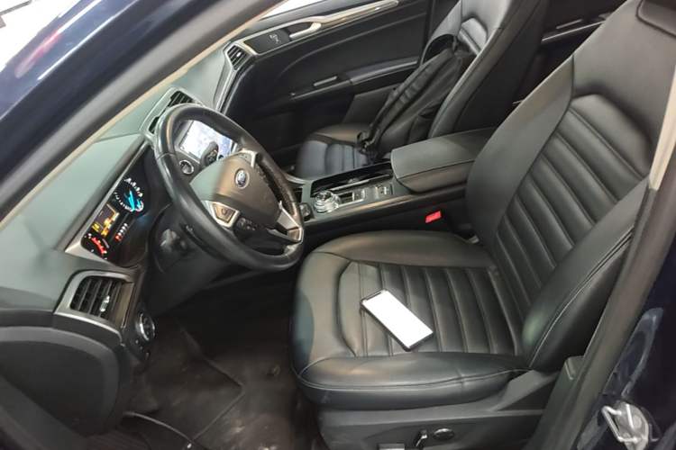 Used Ford Mondeo 2018 EcoBoost 180 Smart Control Fashion Model China V Standard Left Front Seat