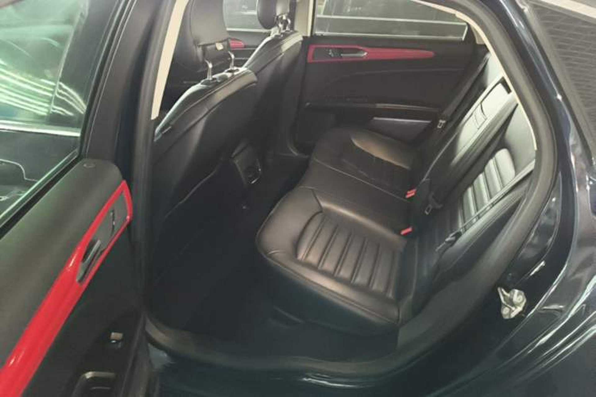 Used Ford Mondeo 2018 EcoBoost 180 Smart Control Fashion Model China V Standard Left Rear Seat