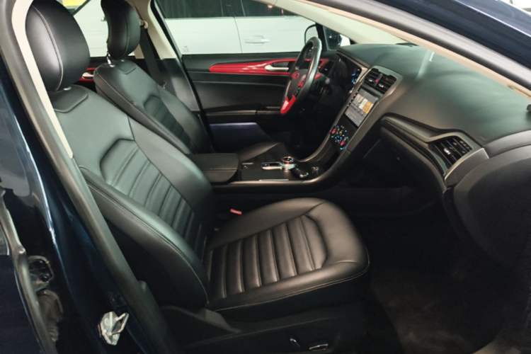 Used Ford Mondeo 2018 EcoBoost 180 Smart Control Fashion Model China V Standard Right Front Seat