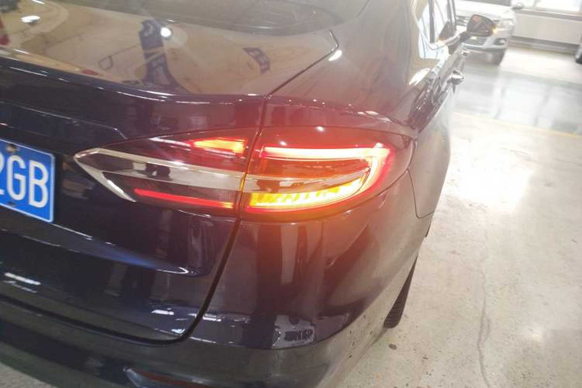 Used Ford Mondeo 2018 EcoBoost 180 Smart Control Fashion Model China V Standard Right Rear Taillight