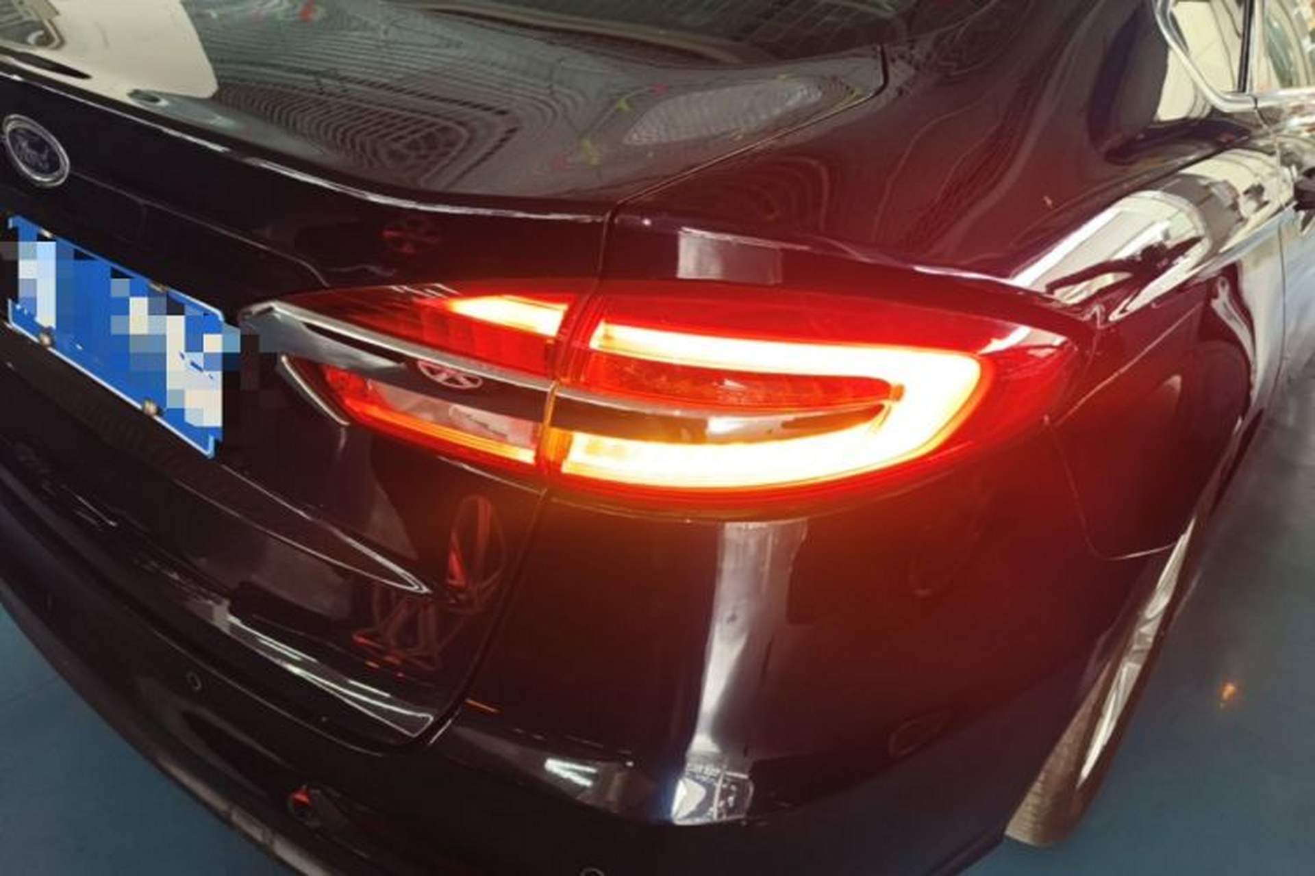 Used Ford Mondeo 2018 EcoBoost 180 Smart Control Fashion Model China V Standard Right Rear Taillight