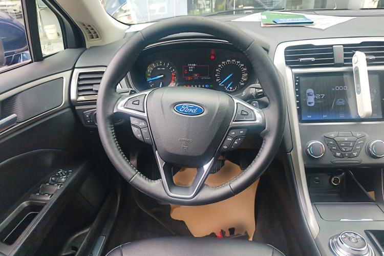 Used Ford Mondeo 2018 EcoBoost 180 Smart Control Fashion Model China V Standard Steering Wheel