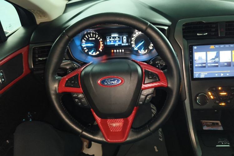 Used Ford Mondeo 2018 EcoBoost 180 Smart Control Fashion Model China V Standard Steering Wheel
