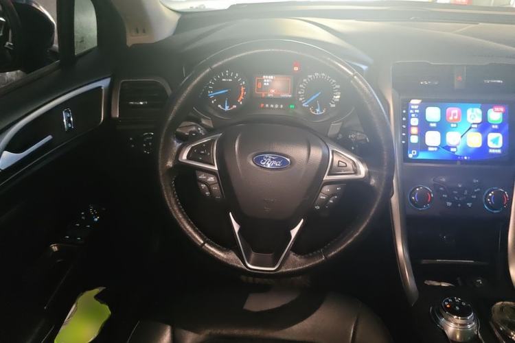 Used Ford Mondeo 2018 EcoBoost 200 Stylish Model Steering Wheel