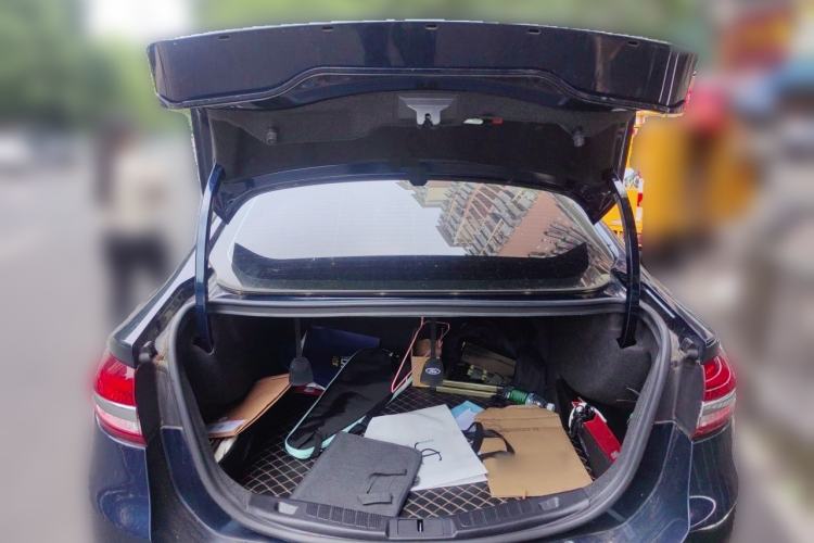 Used Ford Mondeo 2018 EcoBoost 180 Fashion Edition Trunk