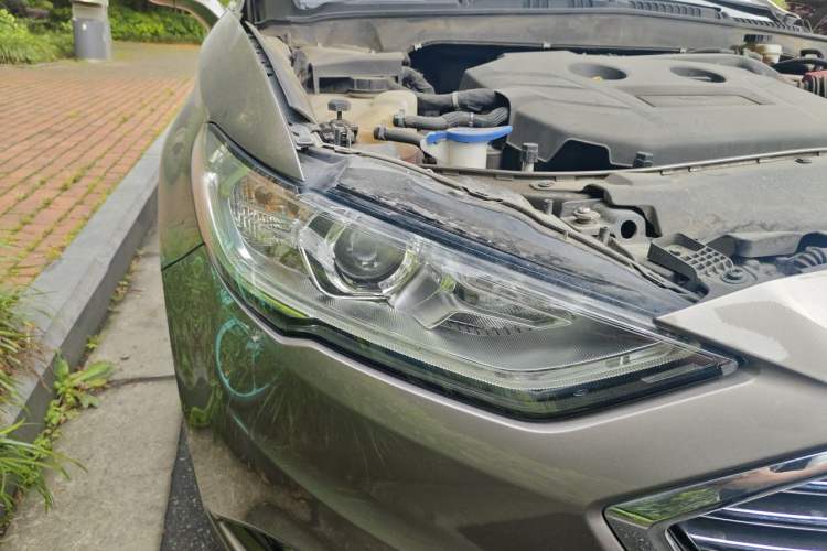 Used Ford Mondeo 2018 EcoBoost 200 Stylish Model Right Front Headlight