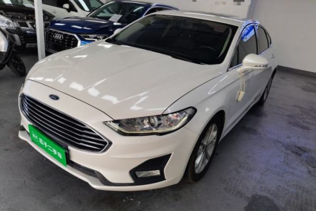 Ojetý Ford Mondeo 2018 EcoBoost 180 Smart Control Fashion Model China VI Standard
