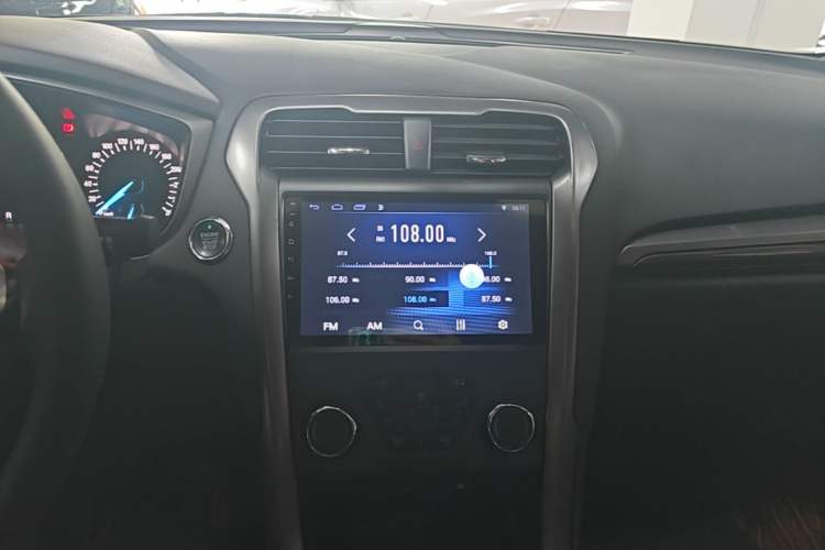 Used Ford Mondeo 2018 EcoBoost 180 Smart Control Fashion Model China V Standard Audio And AC Panel