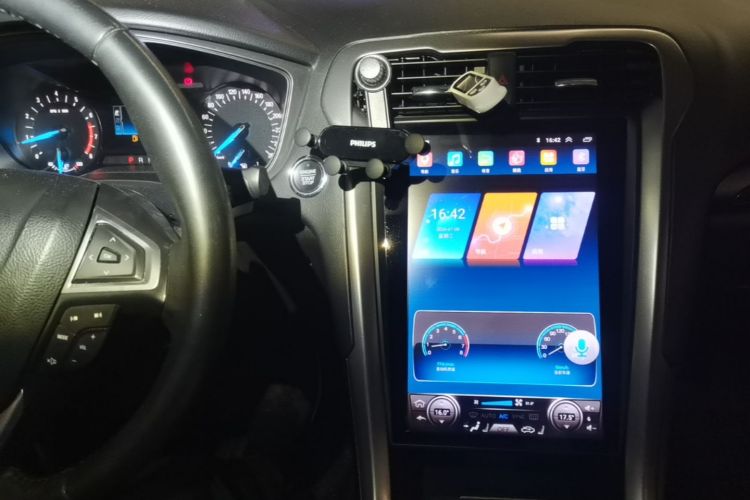 Used Ford Mondeo 2018 EcoBoost 180 Fashion Edition Audio And AC Panel