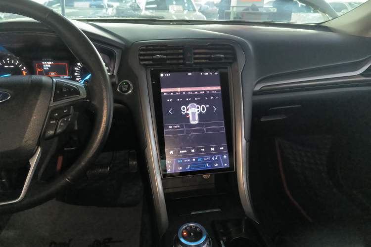 Used Ford Mondeo 2018 EcoBoost 180 Smart Control Fashion Model China V Standard Audio And AC Panel