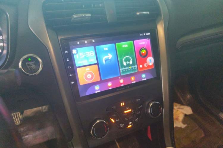Used Ford Mondeo 2018 EcoBoost 180 Fashion Edition Audio And AC Panel