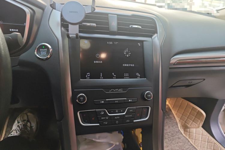 Used Ford Mondeo 2018 EcoBoost 200 Smart Control Luxury Model China VI Standard Audio And AC Panel