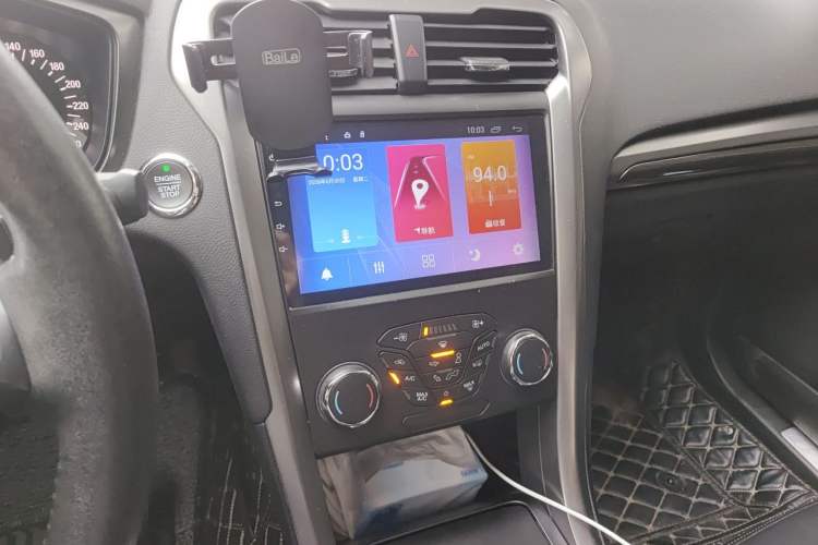 Used Ford Mondeo 2018 EcoBoost 180 Fashion Edition Audio And AC Panel