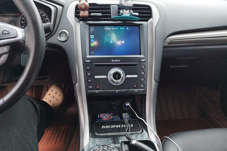 Used Ford Mondeo 2018 EcoBoost 200 Luxury Model Audio And AC Panel