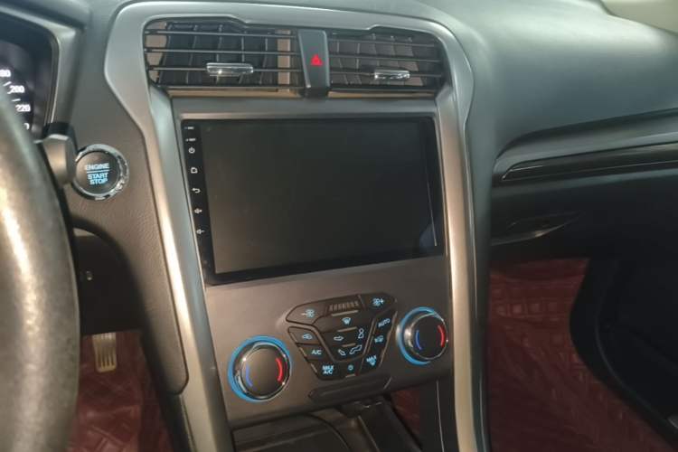 Used Ford Mondeo 2018 EcoBoost 180 Smart Control Fashion Model China V Standard Audio And AC Panel