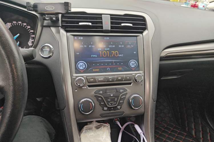 Used Ford Mondeo 2018 EcoBoost 200 Stylish Model Audio And AC Panel