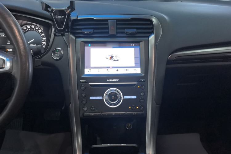 Used Ford Mondeo 2018 EcoBoost 180 Smart Control Fashion Model China V Standard Audio And AC Panel