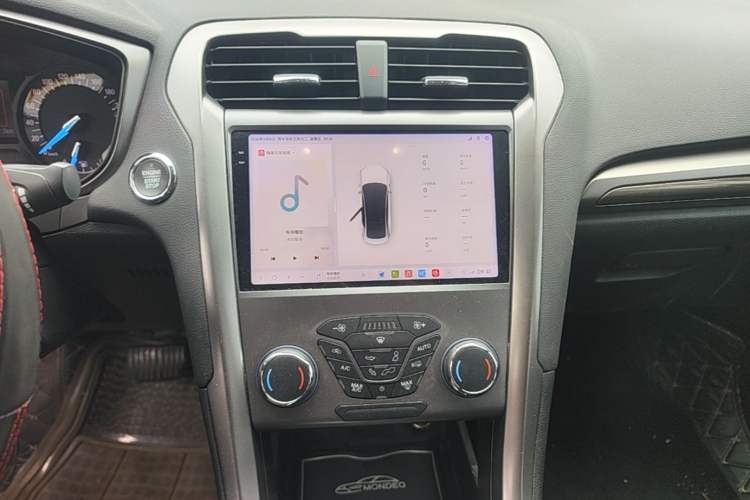 Used Ford Mondeo 2018 EcoBoost 200 Smart Control Fashion Model China VI Standard Audio And AC Panel