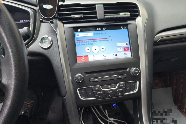 Used Ford Mondeo 2018 EcoBoost 200 Luxury Model Audio And AC Panel