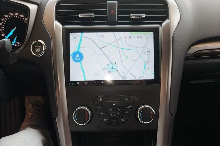 Used Ford Mondeo 2018 EcoBoost 180 Fashion Edition Audio And AC Panel