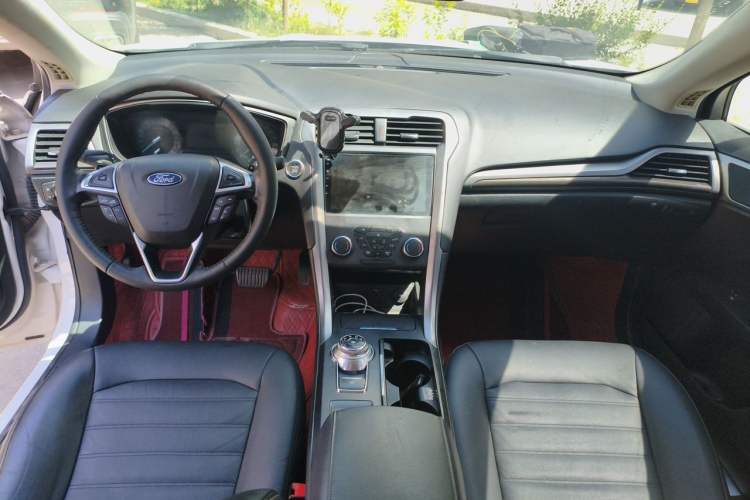 Used Ford Mondeo 2018 EcoBoost 200 Smart Control Fashion Model China V Standard Center Console