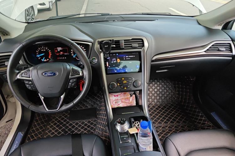 Used Ford Mondeo 2018 EcoBoost 180 Smart Control Fashion Model China V Standard Center Console