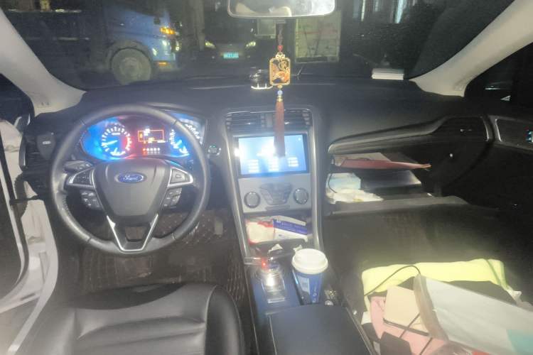 Used Ford Mondeo 2018 EcoBoost 180 Smart Control Fashion Model China V Standard Center Console