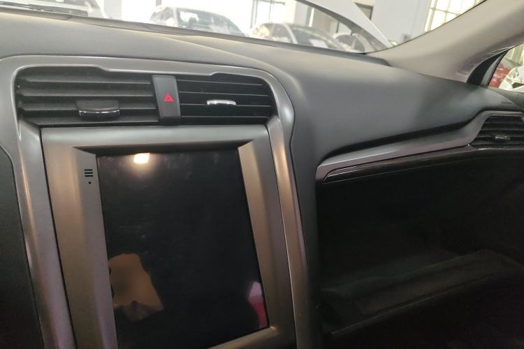 Used Ford Mondeo 2018 EcoBoost 180 Smart Control Fashion Model China V Standard Center Console