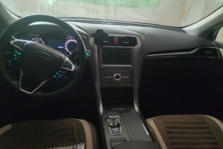 Used Ford Mondeo 2018 EcoBoost 200 Smart Control Fashion Model China V Standard Center Console