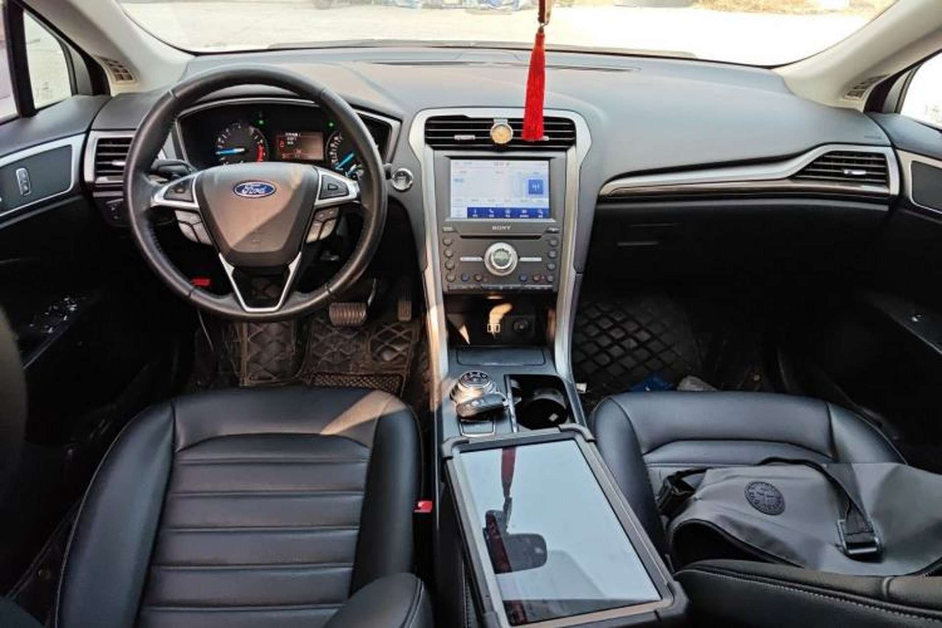 Used Ford Mondeo 2018 EcoBoost 200 Smart Control Fashion Model China V Standard Center Console