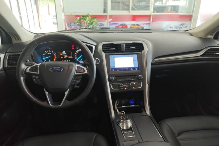 Used Ford Mondeo 2018 EcoBoost 180 Smart Control Fashion Model China V Standard Center Console