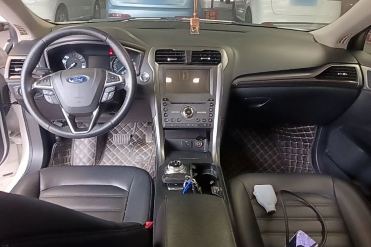 Used Ford Mondeo 2018 EcoBoost 180 Smart Control Fashion Model China V Standard Center Console