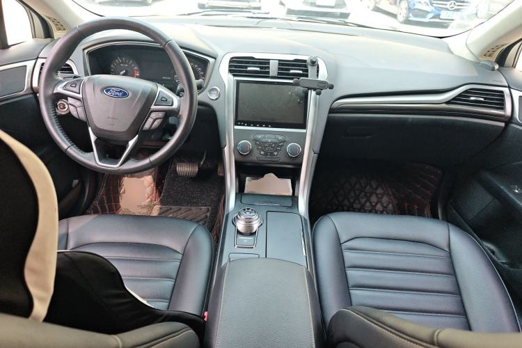 Used Ford Mondeo 2018 EcoBoost 180 Smart Control Fashion Model China V Standard Center Console