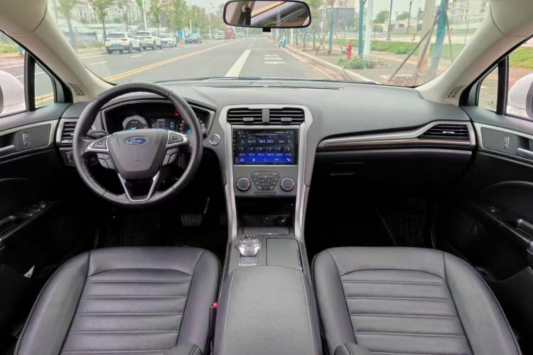 Used Ford Mondeo 2018 EcoBoost 180 Smart Control Fashion Model China V Standard Center Console