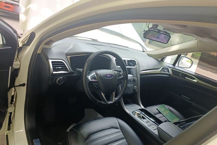 Used Ford Mondeo 2018 EcoBoost 180 Smart Control Fashion Model China V Standard Center Console