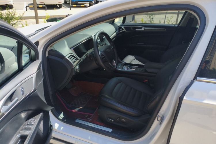 Used Ford Mondeo 2018 EcoBoost 200 Smart Control Fashion Model China V Standard Driver Seat
