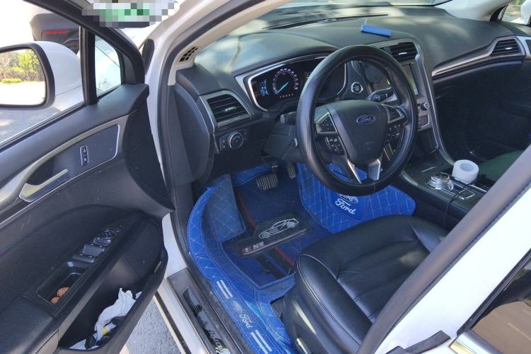 Used Ford Mondeo 2018 EcoBoost 200 Luxury Model Driver Seat