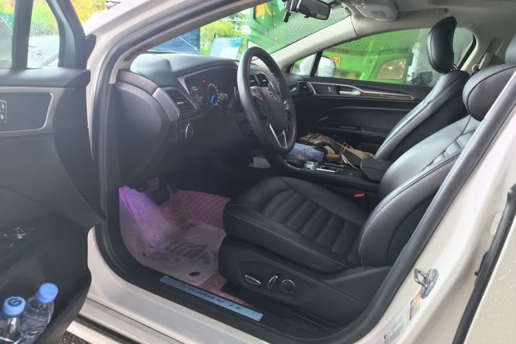 Used Ford Mondeo 2018 EcoBoost 180 Smart Control Fashion Model China V Standard Driver Seat
