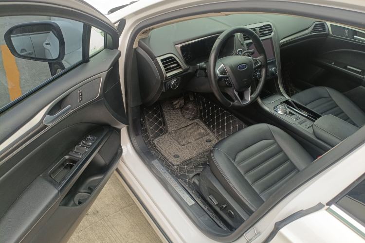 Used Ford Mondeo 2018 EcoBoost 180 Smart Control Fashion Model China VI Standard Driver Seat