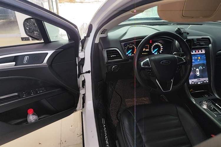 Used Ford Mondeo 2018 EcoBoost 200 Smart Control Fashion Model China V Standard Driver Seat