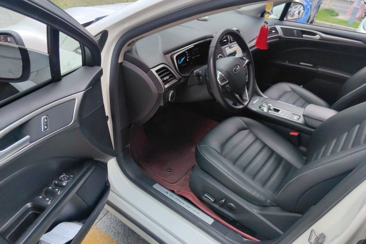 Used Ford Mondeo 2018 EcoBoost 200 Smart Control Luxury Model China VI Standard Driver Seat
