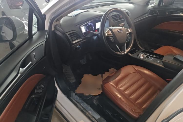Used Ford Mondeo 2018 EcoBoost 180 Cognac Special Edition Driver Seat