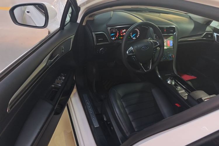 Used Ford Mondeo 2018 EcoBoost 180 Smart Control Fashion Model China V Standard Driver Seat