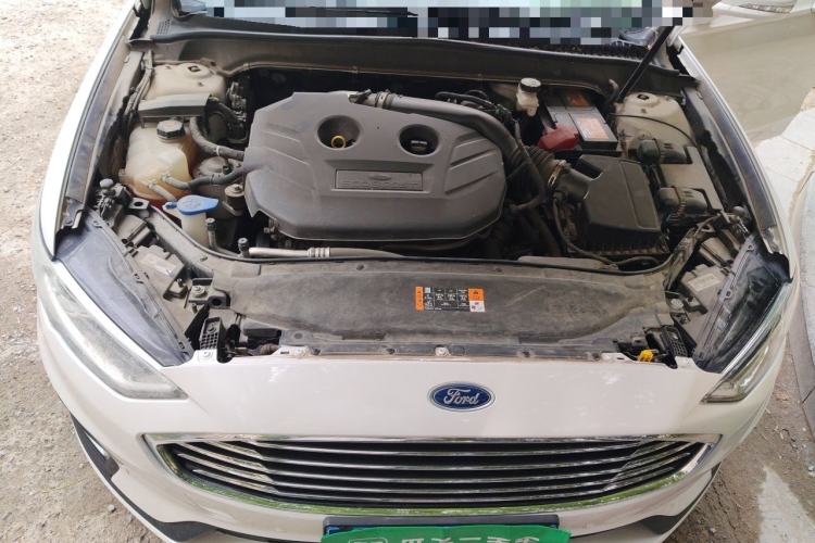 Used Ford Mondeo 2018 EcoBoost 200 Smart Control Fashion Model China V Standard Engine Bay