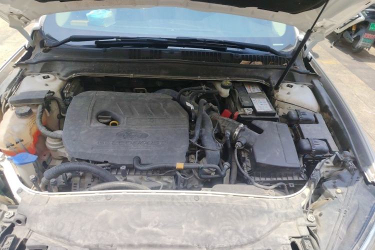 Used Ford Mondeo 2018 EcoBoost 180 Fashion Edition Engine Bay