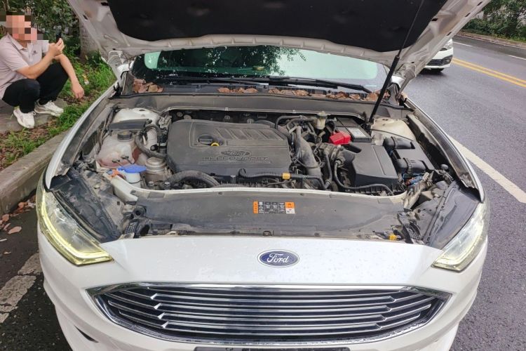 Used Ford Mondeo 2018 EcoBoost 180 Fashion Edition Engine Bay